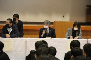 事業所からの回答