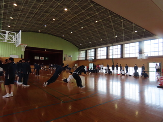 立ち幅跳び