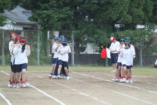 ムカデ競争（女子）