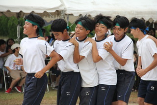 ムカデ競争（男子）