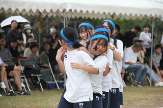 ムカデ競争（女子）