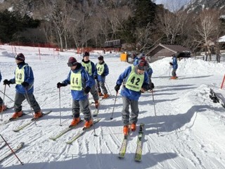 スキー研修のようす