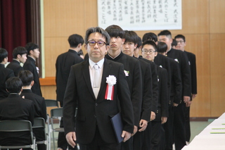 卒業生退場（電気科）